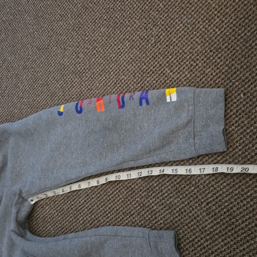 Boy's Gray Jordan Sweatpants Joggers - Picture 4 of 8